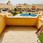 Casa De דירה טריפה